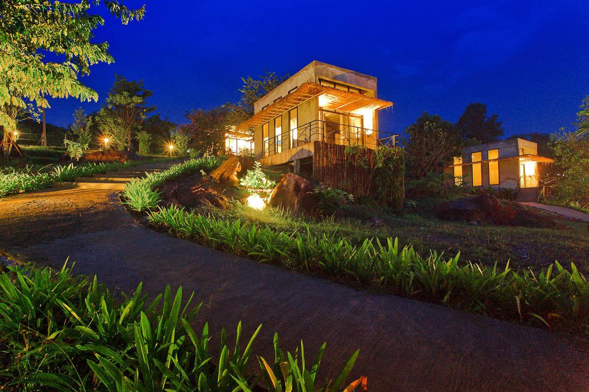 Twelve Oclock Resort Si Khio Ngoại thất bức ảnh